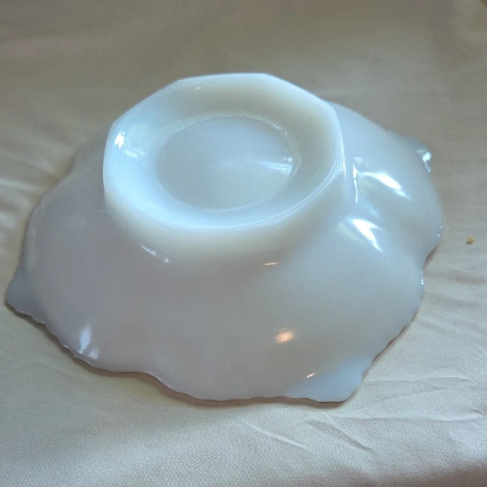 Milk Glass Gold Trim Plate. Vintage